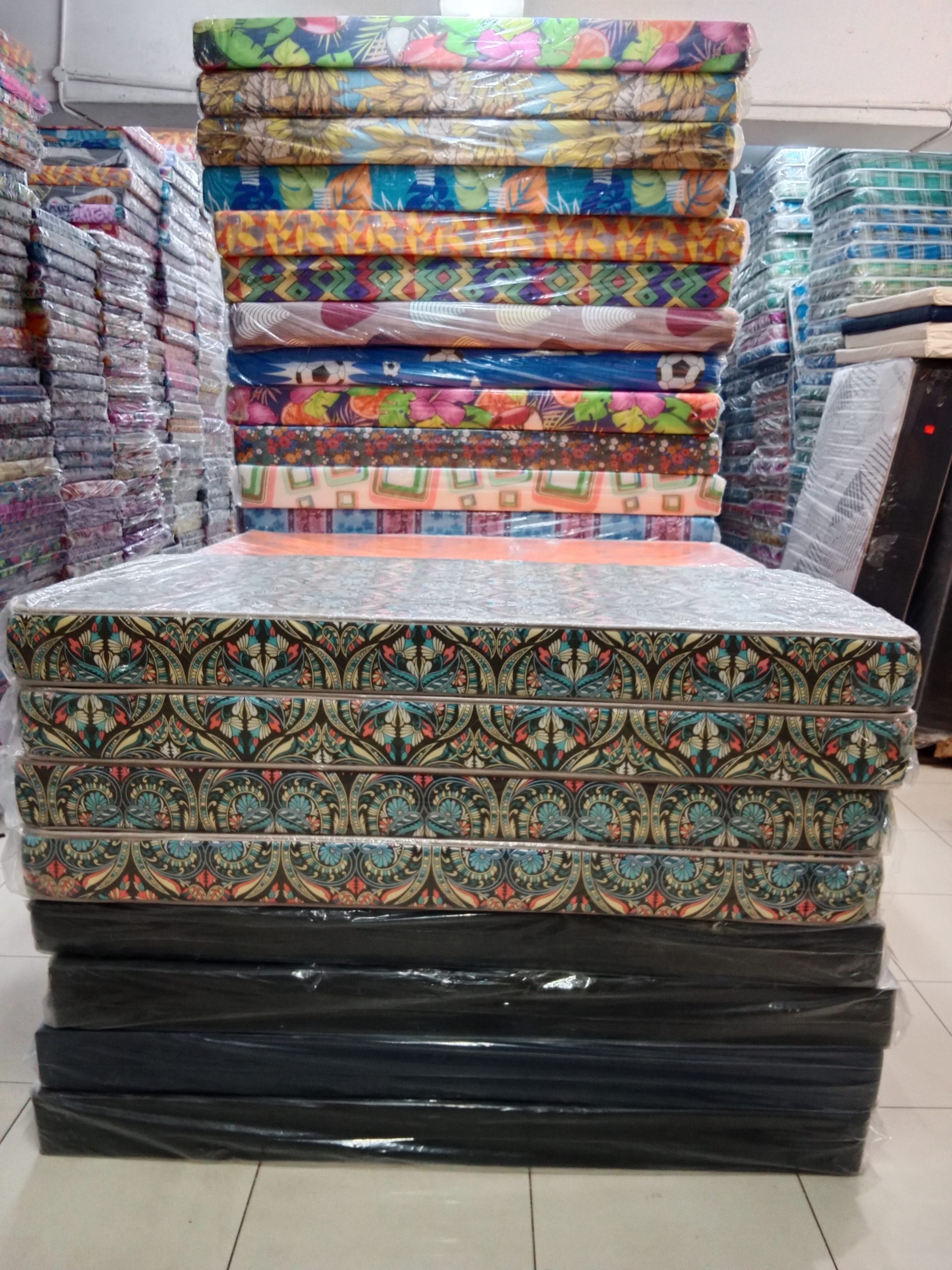 filter: 0; jpegRotation: 90; fileterIntensity: 0.000000; filterMask: 0; module:1facing:0; 
hw-remosaic: 0; 
touch: (-1.0, -1.0); 
modeInfo: ; 
sceneMode: Night; 
cct_value: 0; 
AI_Scene: (-1, -1); 
aec_lux: 0.0; 
hist255: 0.0; 
hist252~255: 0.0; 
hist0~15: 0.0;